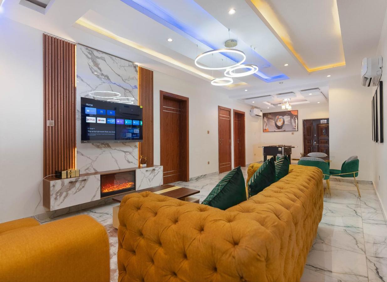 God'S Touch Apartments Remi Fani Kayode Gra. Ikeja Exterior foto