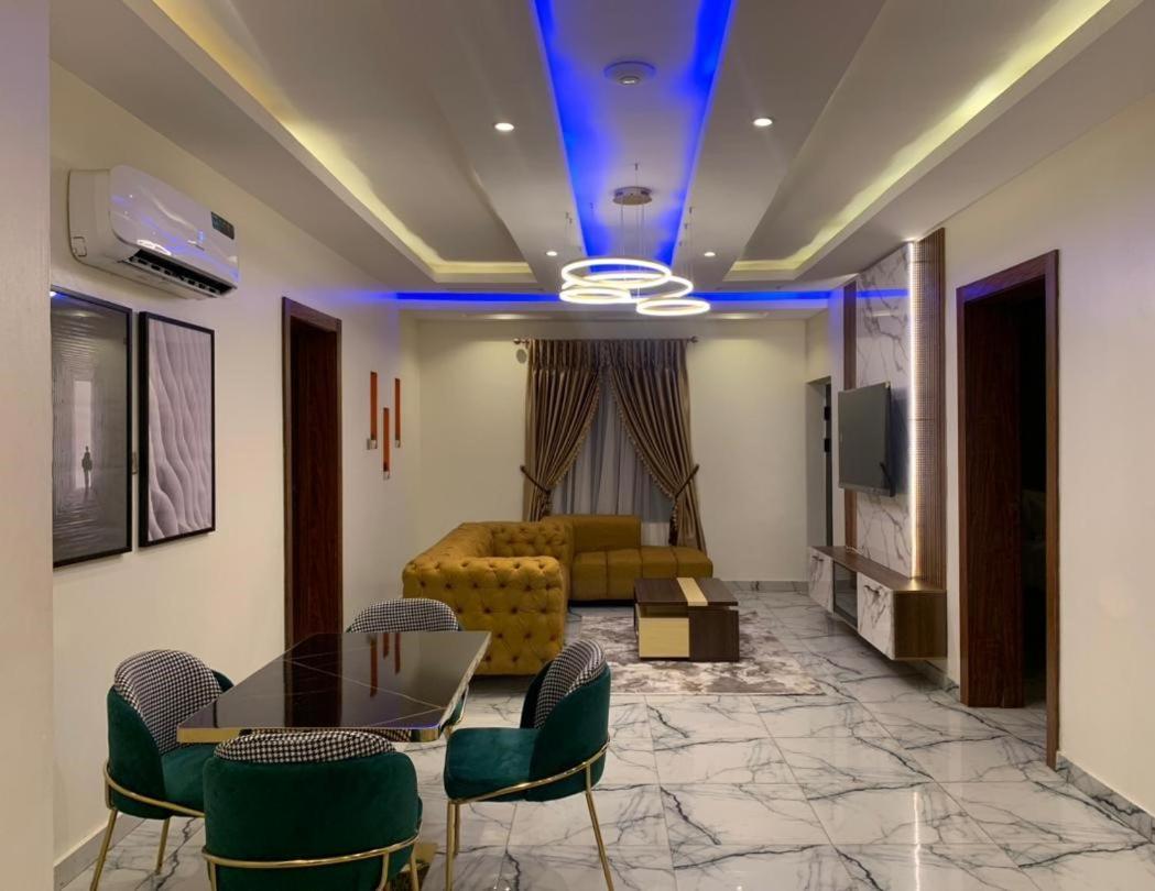 God'S Touch Apartments Remi Fani Kayode Gra. Ikeja Exterior foto