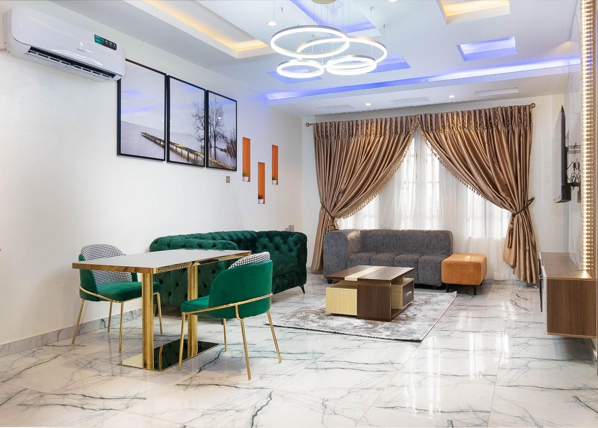 God'S Touch Apartments Remi Fani Kayode Gra. Ikeja Exterior foto